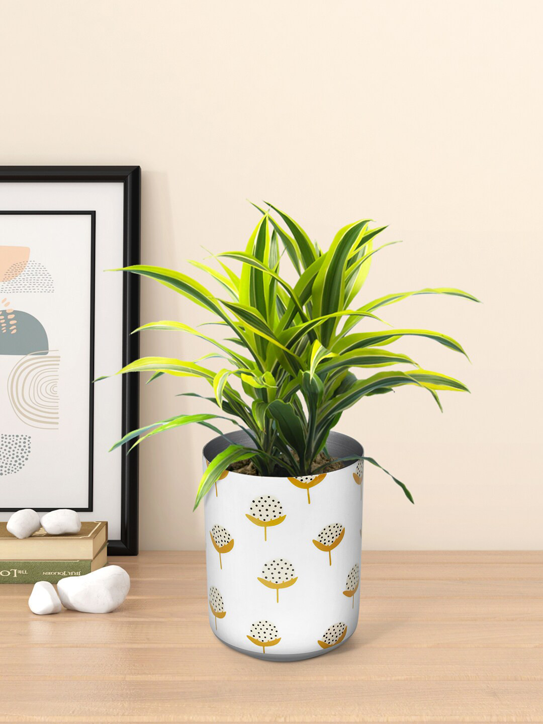 Living scapes by Pantaloons White & Yellow Conversational Printed Iron Planter
