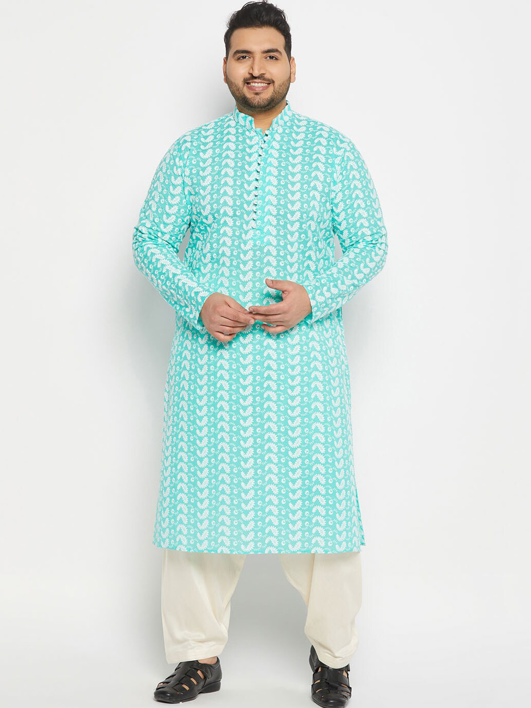 VASTRAMAY Plus Size Paisley Chikankari Pure Cotton Kurta with Patiala