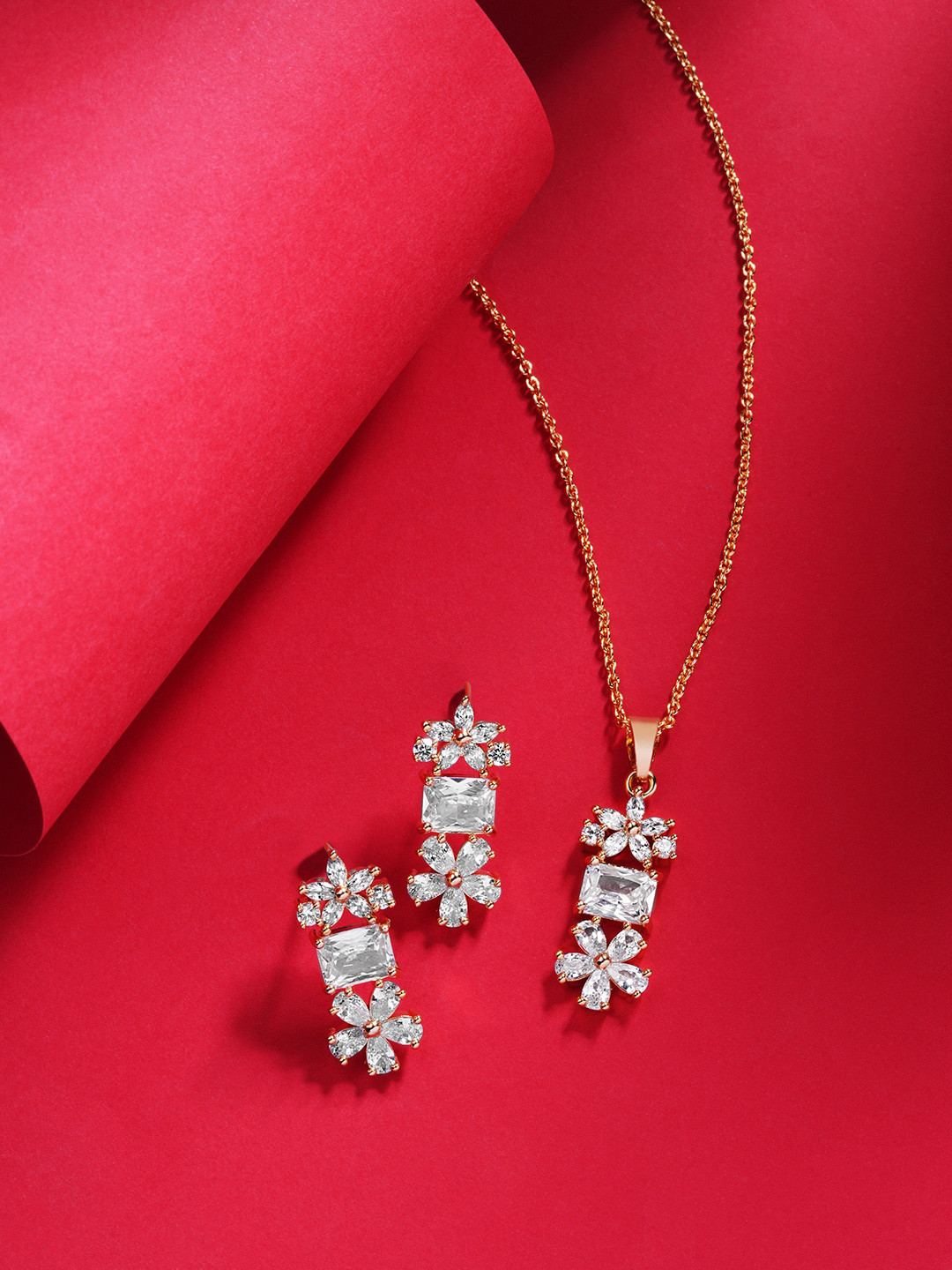 HOT AND BOLD Gold-Plated Cubic Zirconia-Studded Jewellery Set