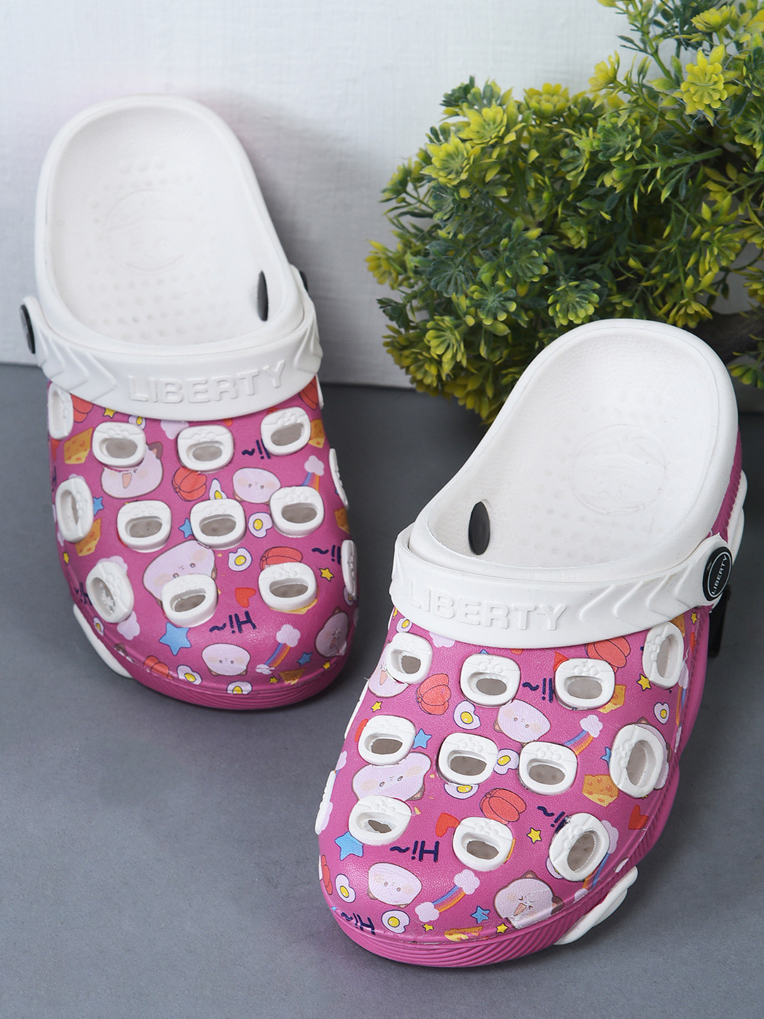 Liberty Kids Printed Round Toe Slip On Clogs