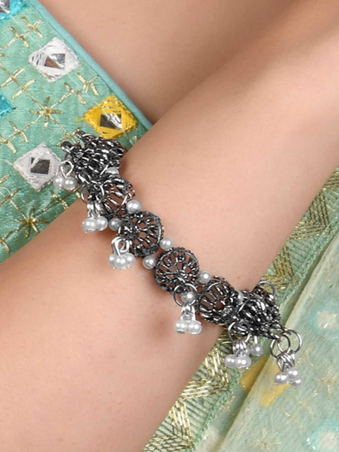 Fida Women Oxidised Silver-Plated Kada Bracelet