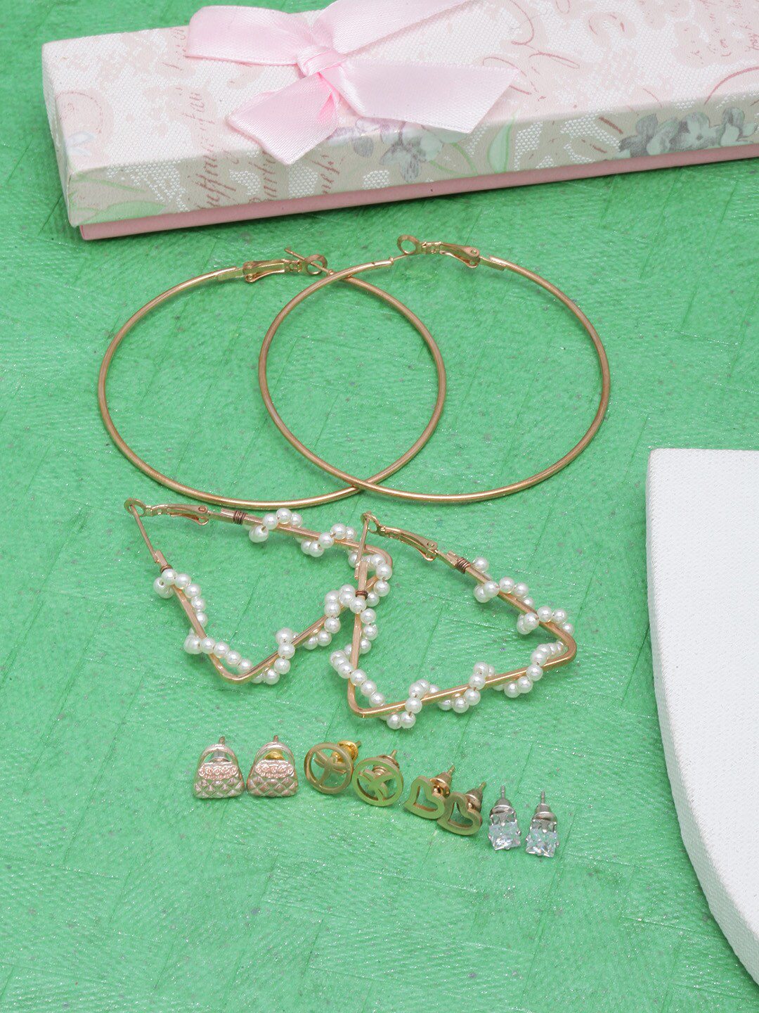 DIVA WALK Pack of 6 Gold-Plated Contemporary Hoop Earrings