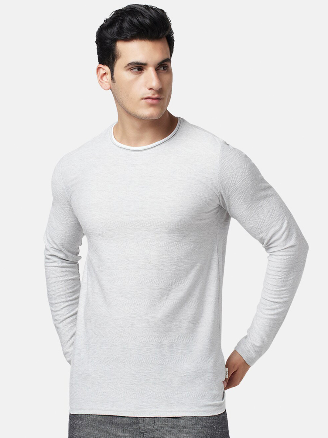 7 Alt by Pantaloons Cotton Slim Fit T-shirt