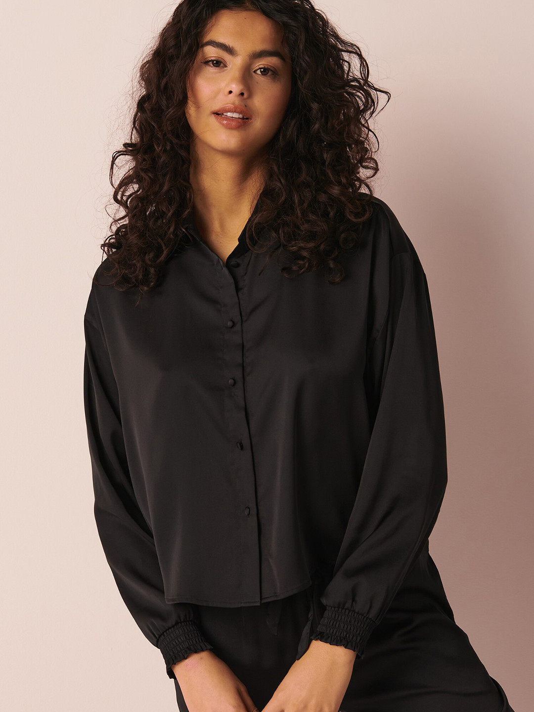 La Vie en Rose Puff Sleeves Shirt style Top