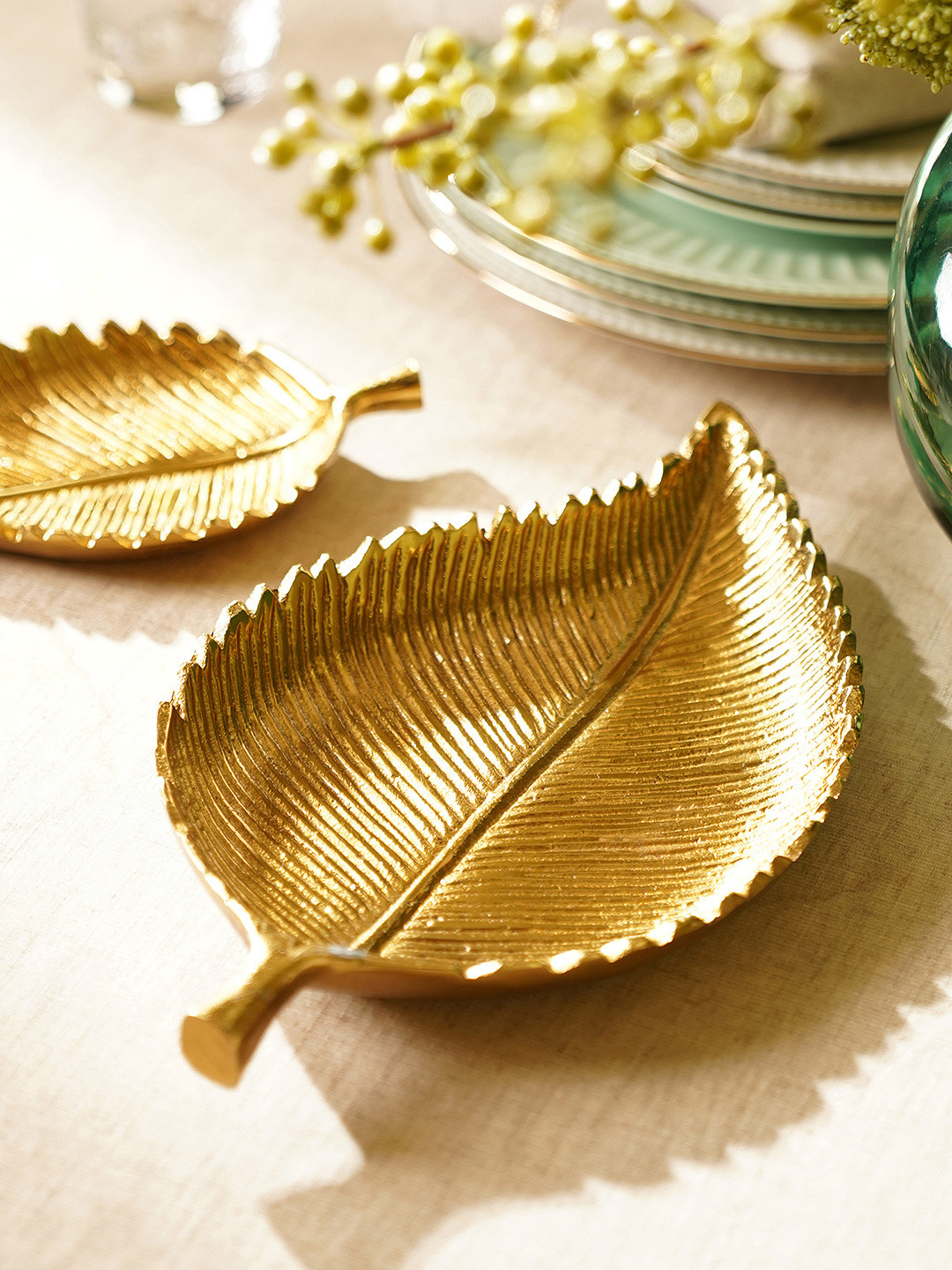 Pure Home and Living Birch Leaf Shaped Platter Gold Aluminium Metallic Living Room Large Showpiece - 2.4 Inches