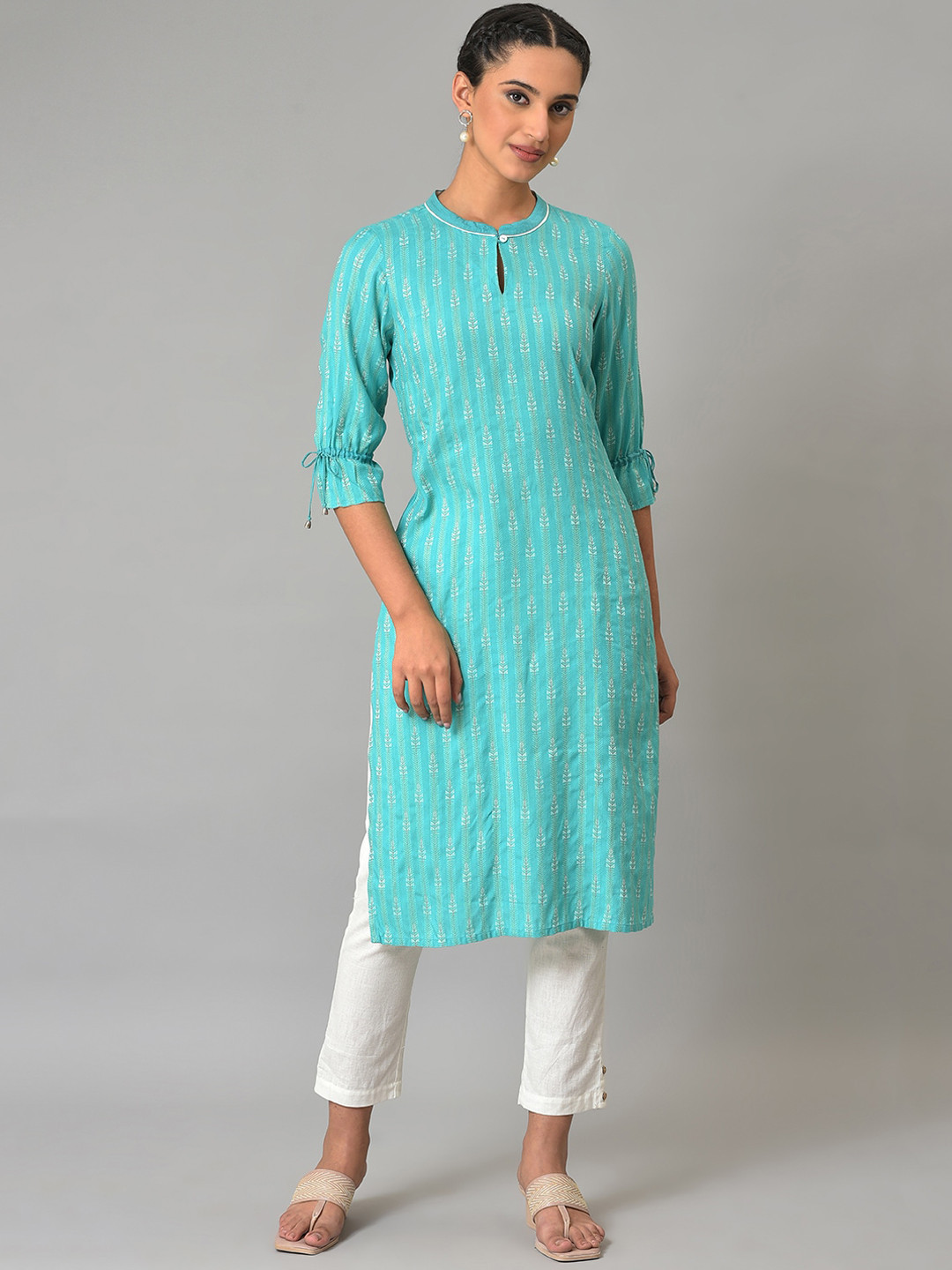 AURELIA Puff Sleeves Striped Keyhole Neck Thread Work Kurta