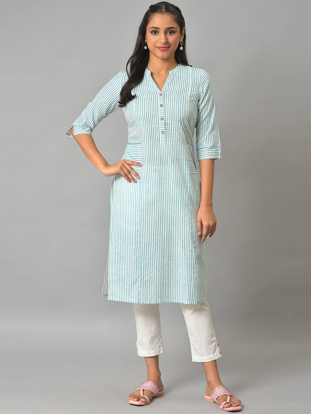 AURELIA Women Striped Cotton Mandarin Collar Kurta