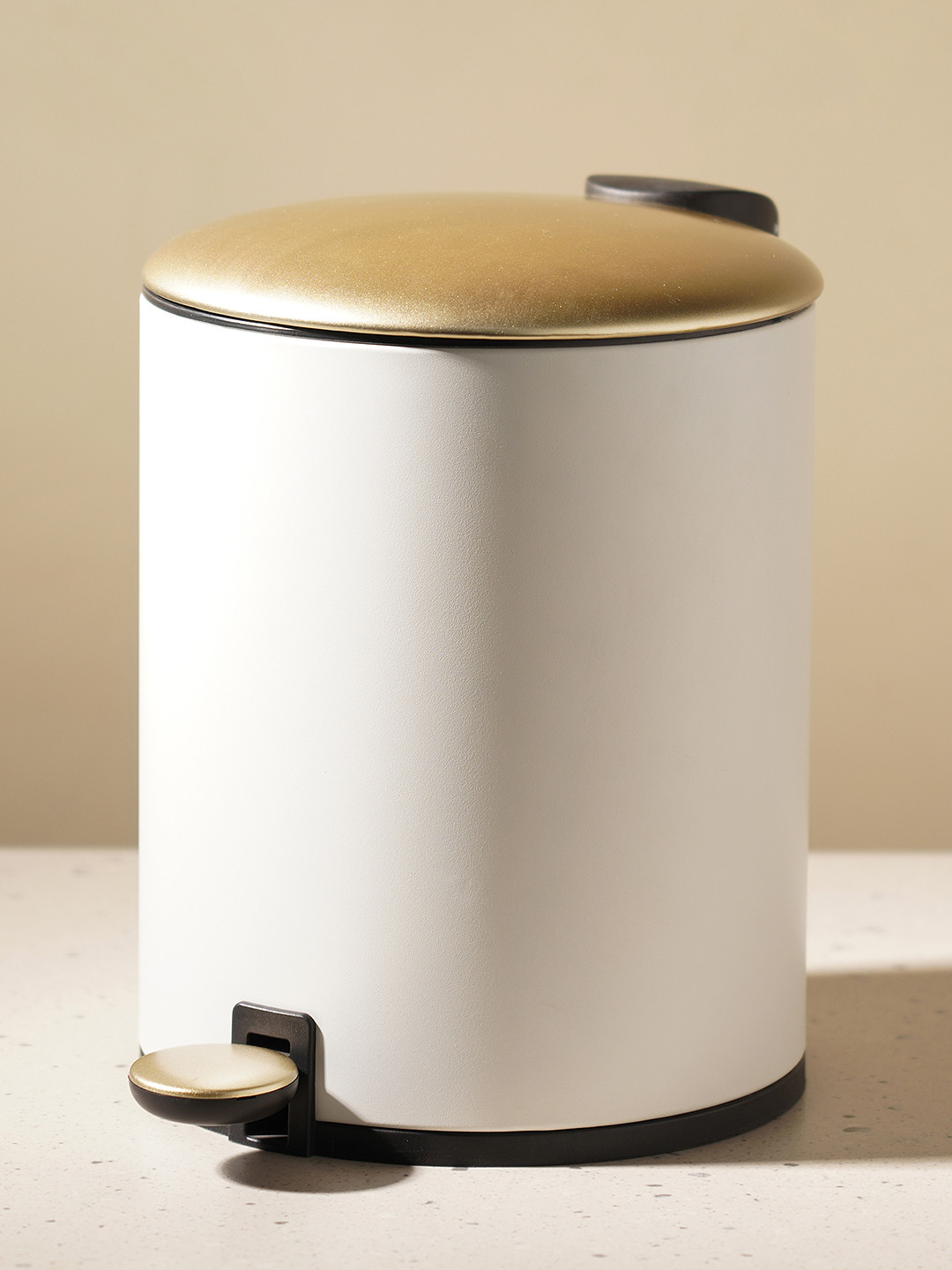 Pure Home and Living White & Gold-Toned Pedal Large Circular Waste Bin With Lid 12 L