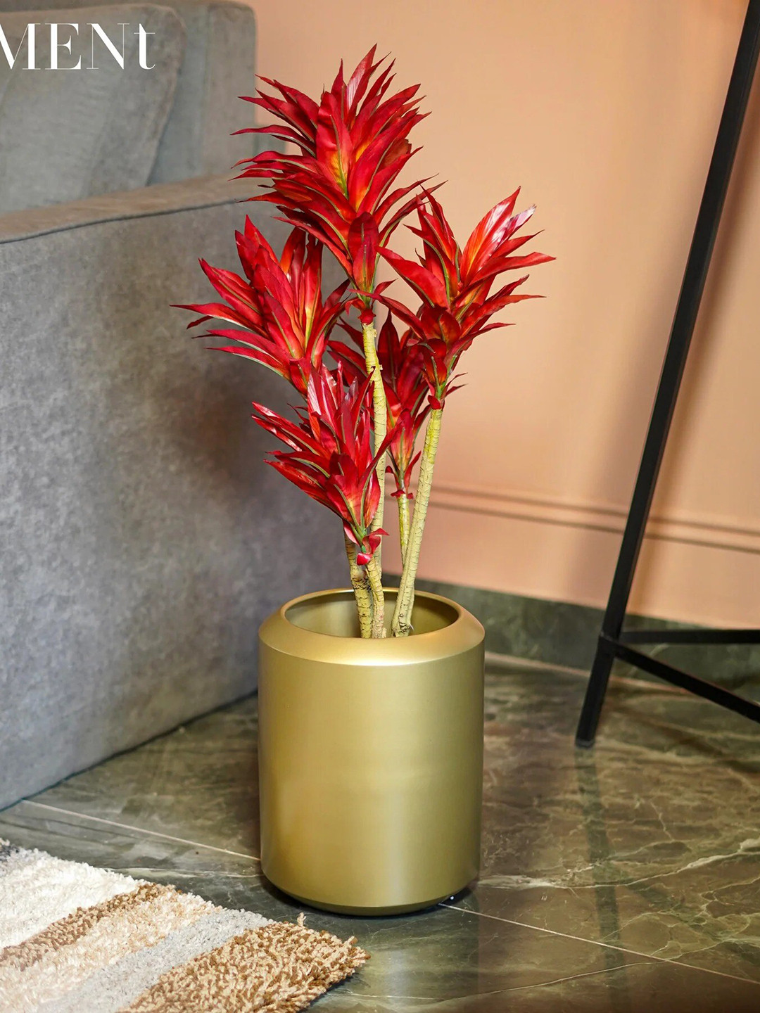 THE ARTMENT Minimal Golden Garden Gold-Toned Metal Planter