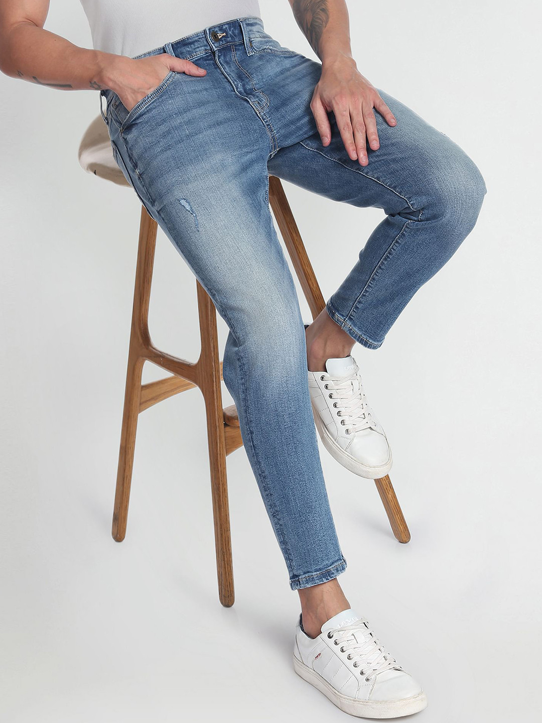 Flying Machine Mankle Tapered Fit Lightly Distressed Authentic Signature Jeans