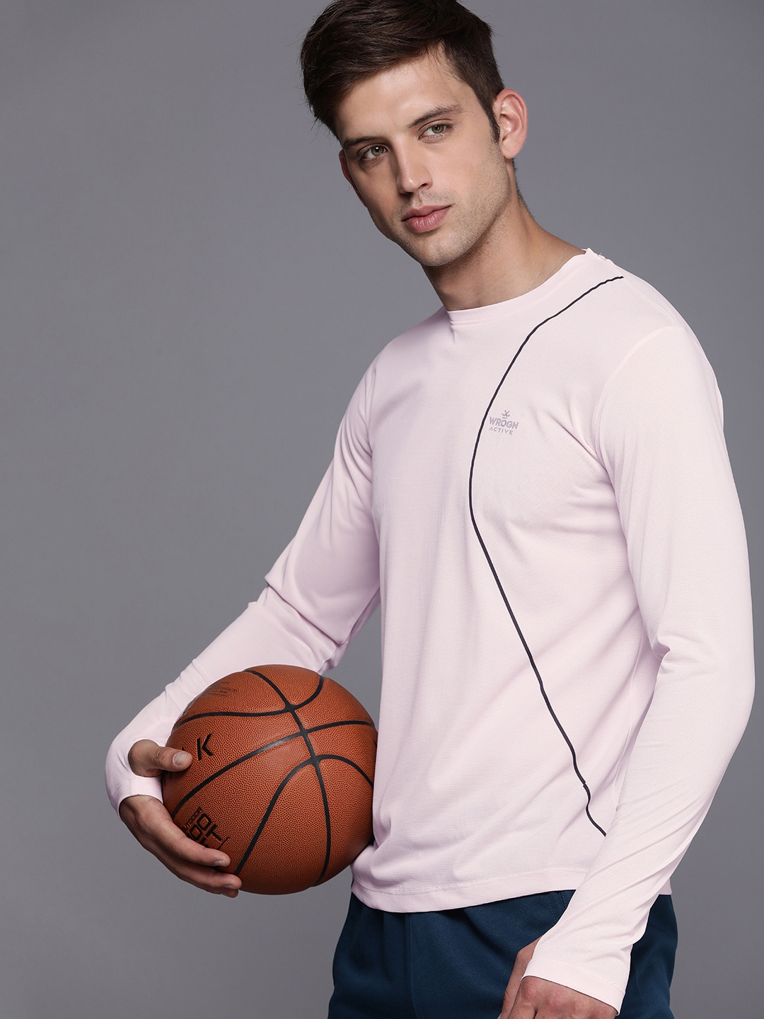 Buy WROGN ACTIVE Men Self Design Slim Fit Dry Pro Sports T Shirt