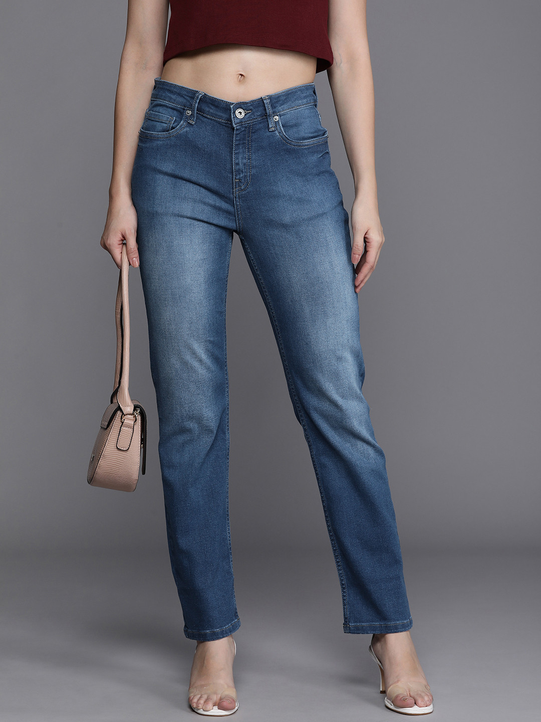 Kenneth Cole Women Straight Fit Light Fade Stretchable Jeans