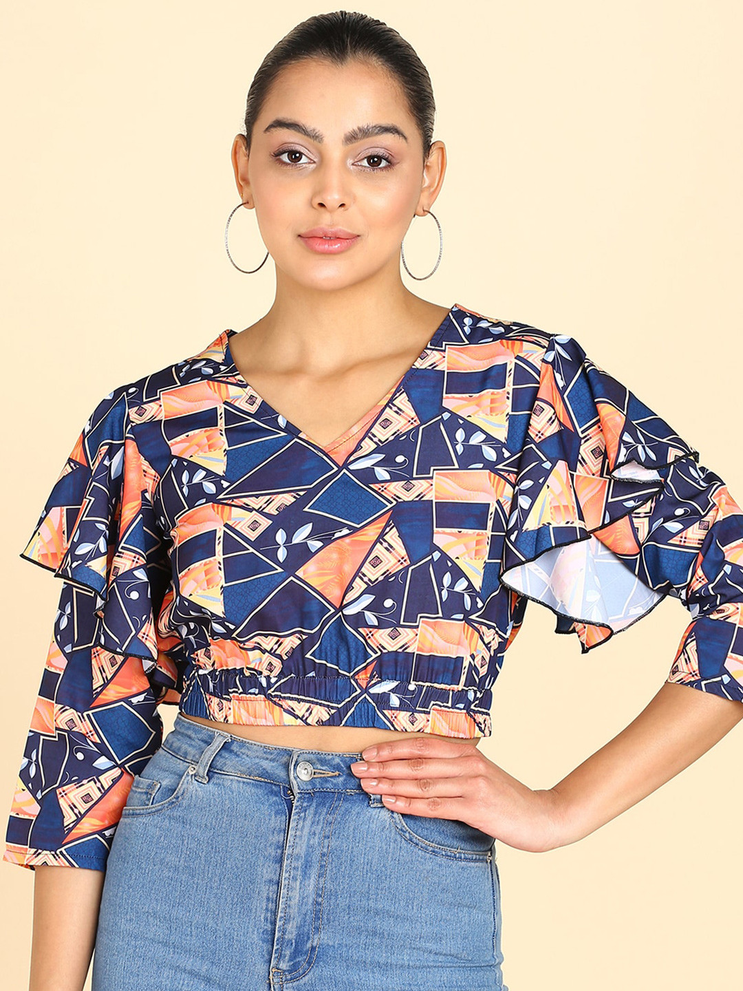 ZNX Clothing Geometric Printed Ruffles Blouson Crop Top