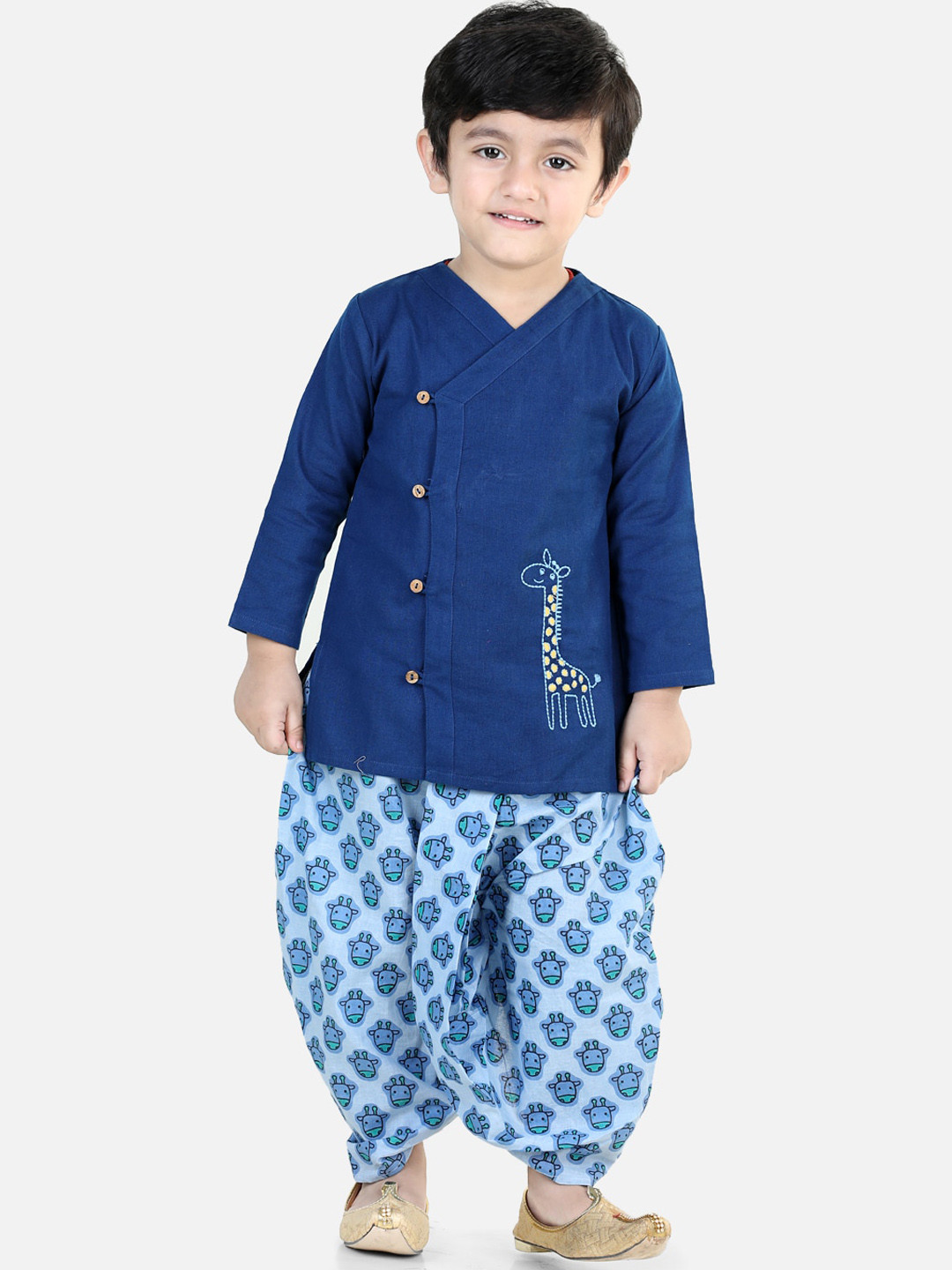 BownBee Boys Embroidered Pure Cotton Kurta With Dhoti Pants