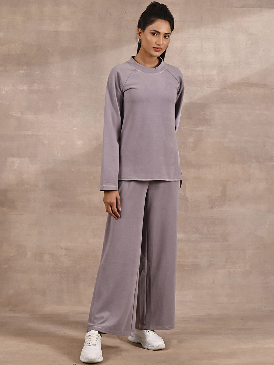 Lakshita Women Velour Tracksuit