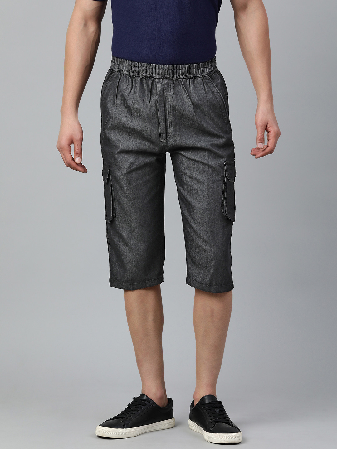 ADBUCKS Solid Three-fourth Trousers