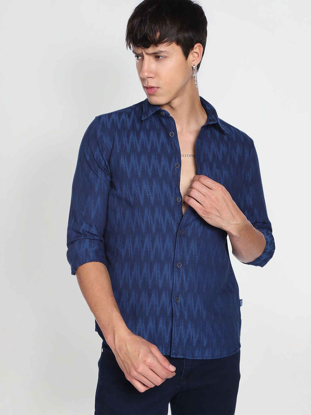 Flying Machine Geometric Patterned Casual Slim FIt Shirt