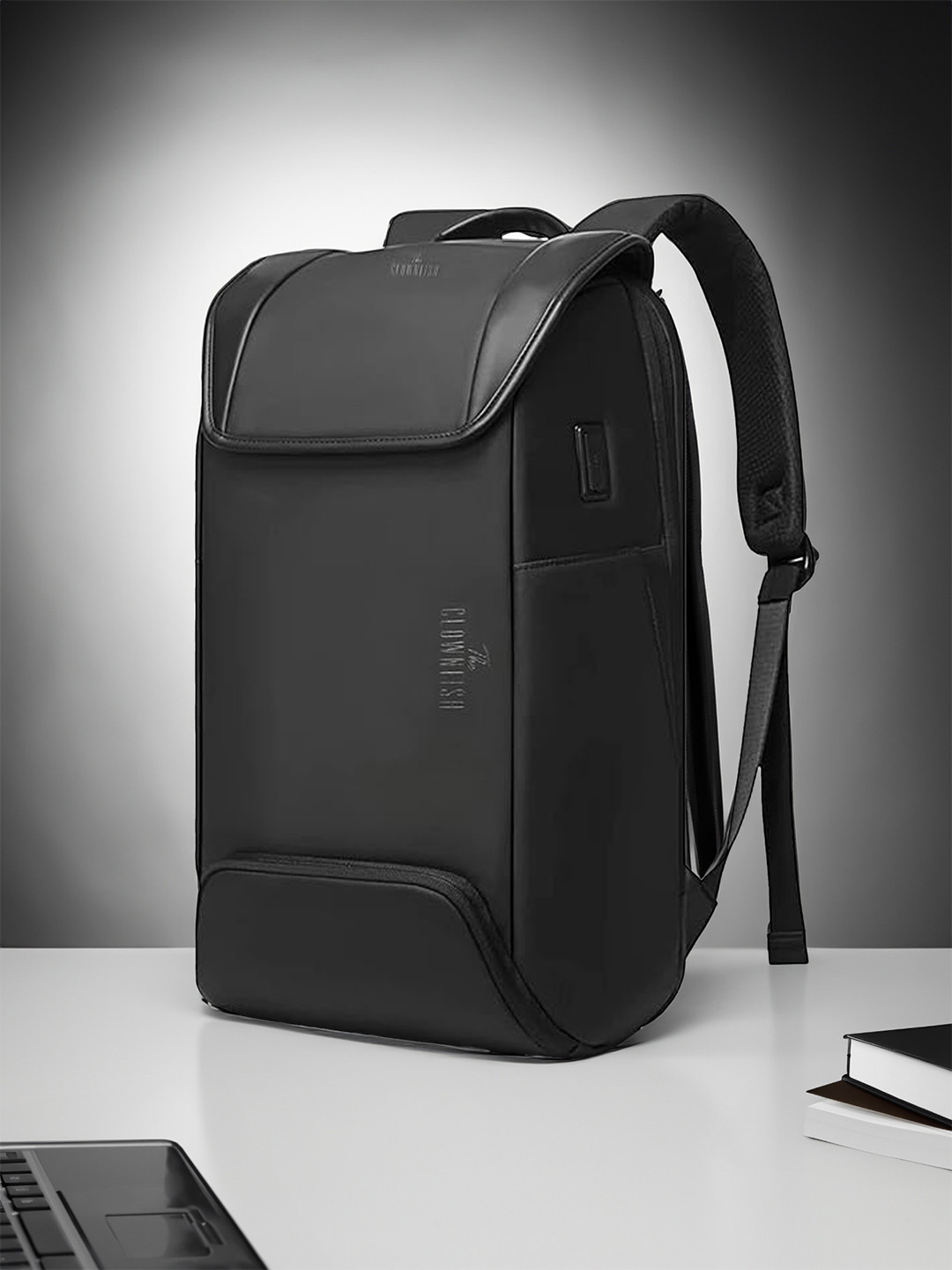 THE CLOWNFISH Unisex Black Backpack with USB Charging Port