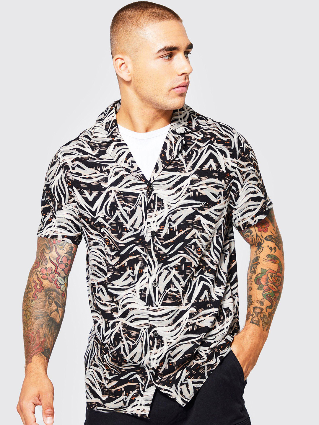 boohooMAN Leaf Print Casual Shirt