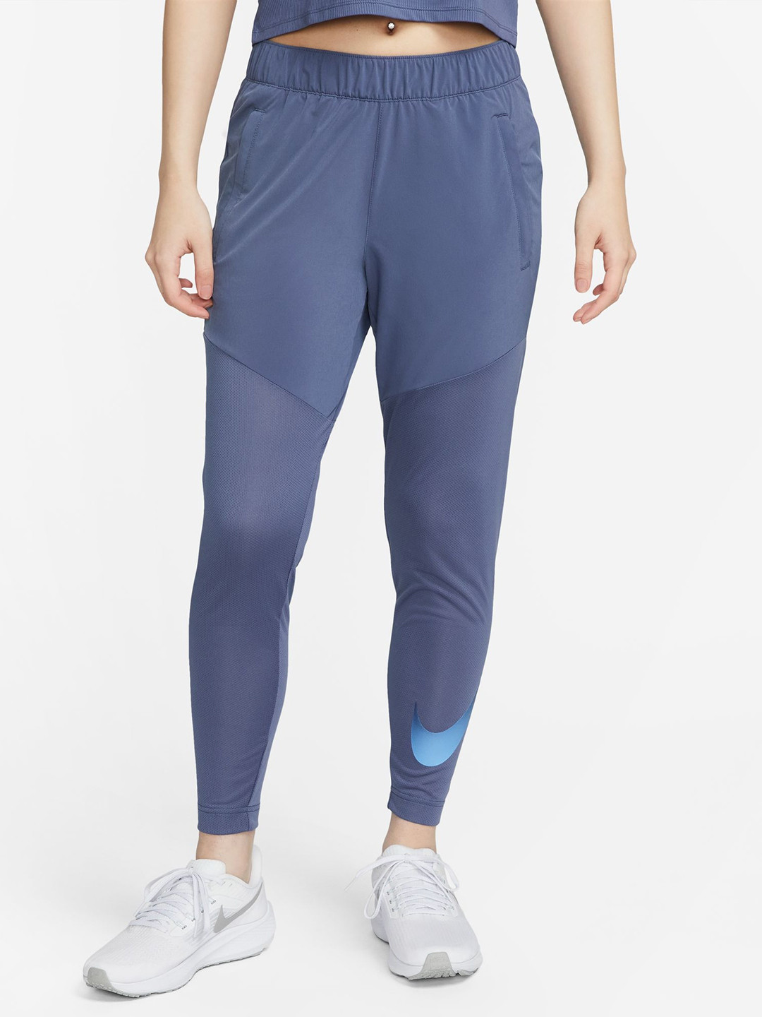 Nike Women Dri-FIT Swoosh Run Trackpants