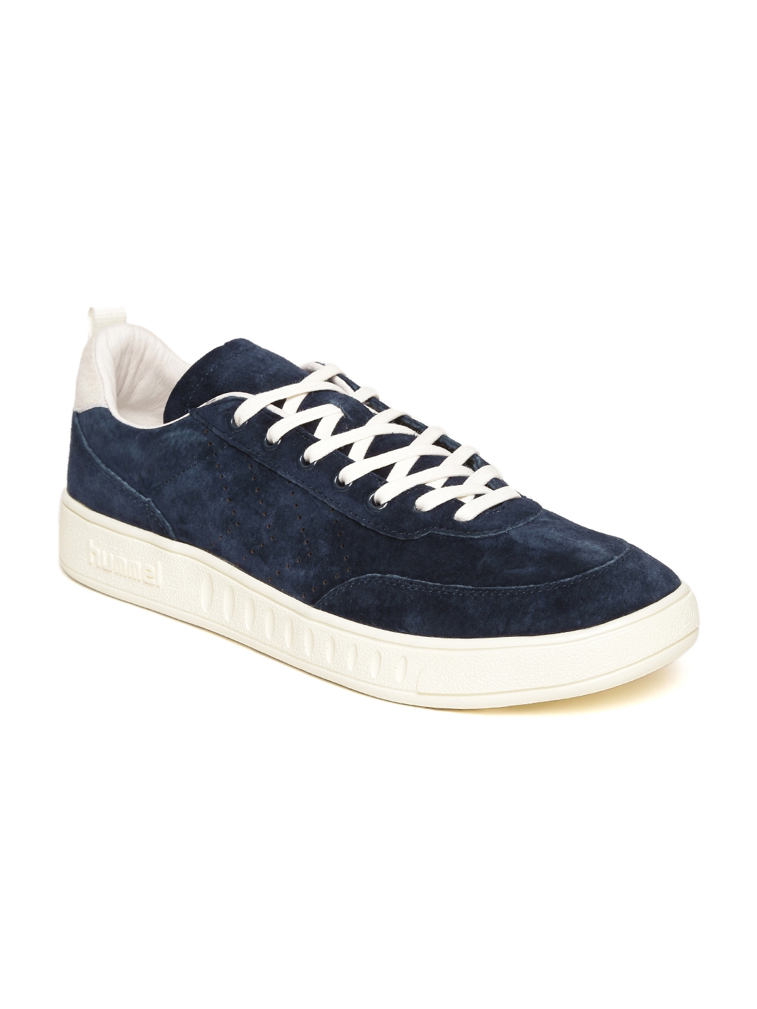 hummel shoes myntra