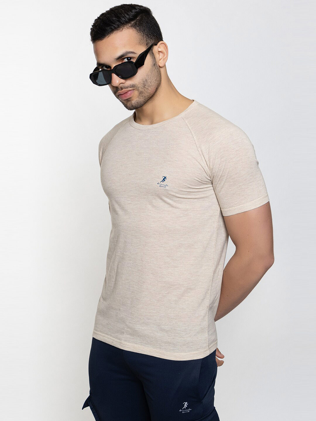 ARMISTO Round Neck Raglan Sleeves Absorb Technology Cotton T-shirt