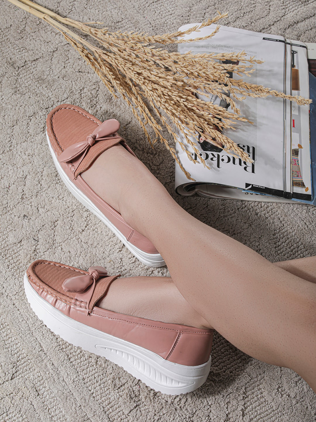 Shezone Women Bow Detail Textured Slip-On Sneakers