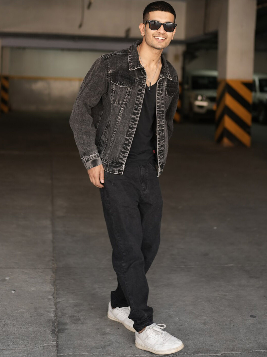 Powerlook Washed Spread Collar Long Sleeves Denim Jacket