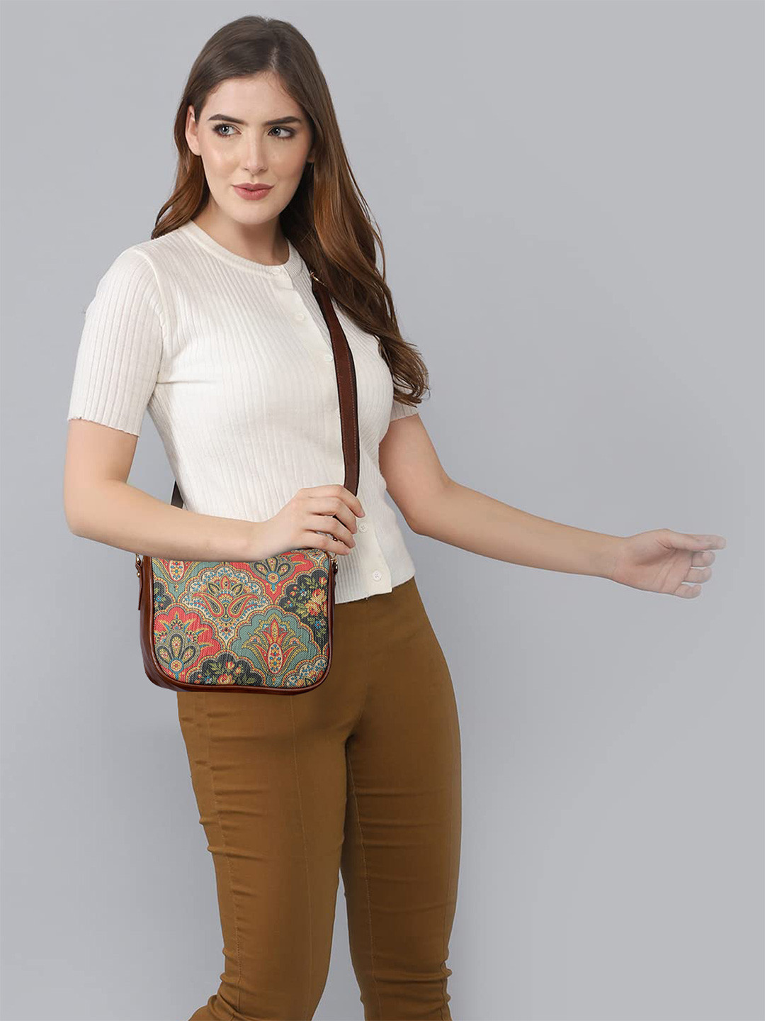 THE CLOWNFISH Garnet Floral Printed Half Moon Sling Bag