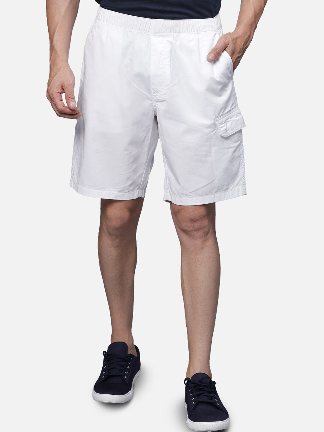 t-base Men Regular Fit Cotton Mid-Rise Shorts