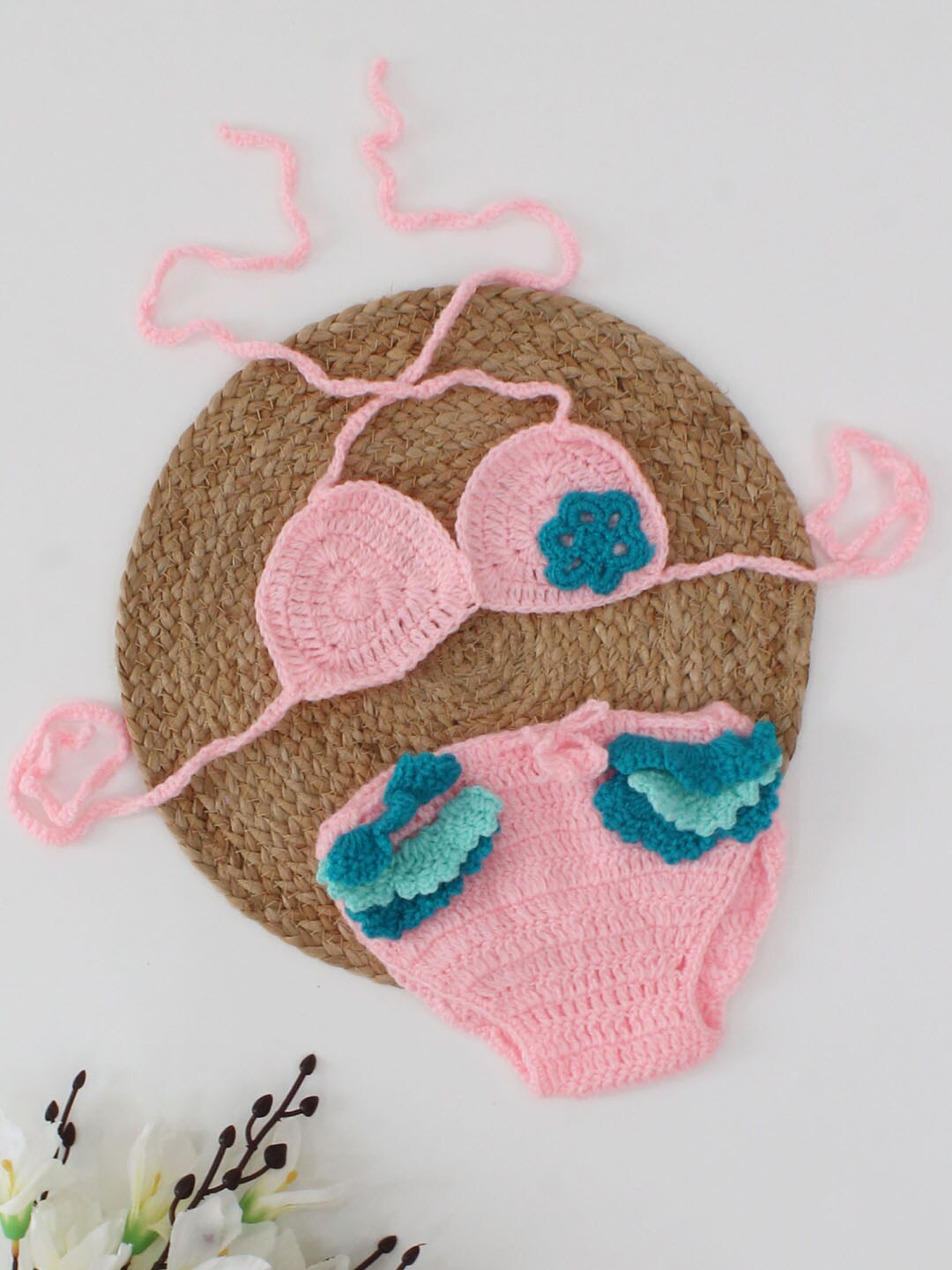 Woonie Flower Bikini Photoshoot Props