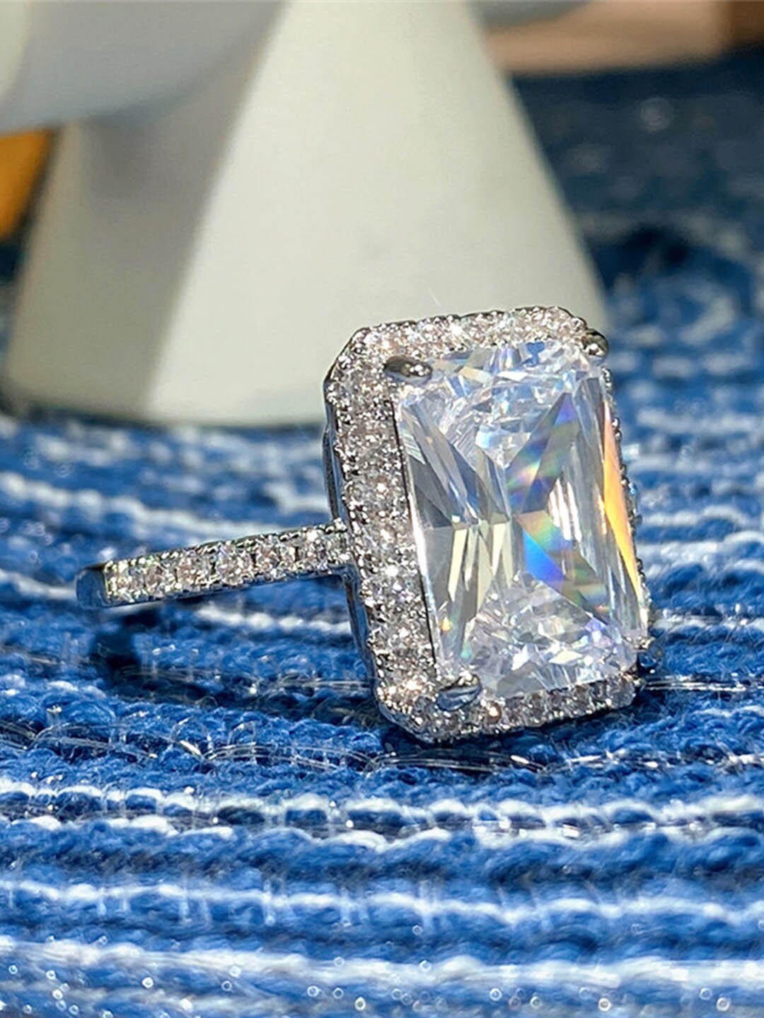 Peora Silver-Plated American Daimond-Studded Finger Ring