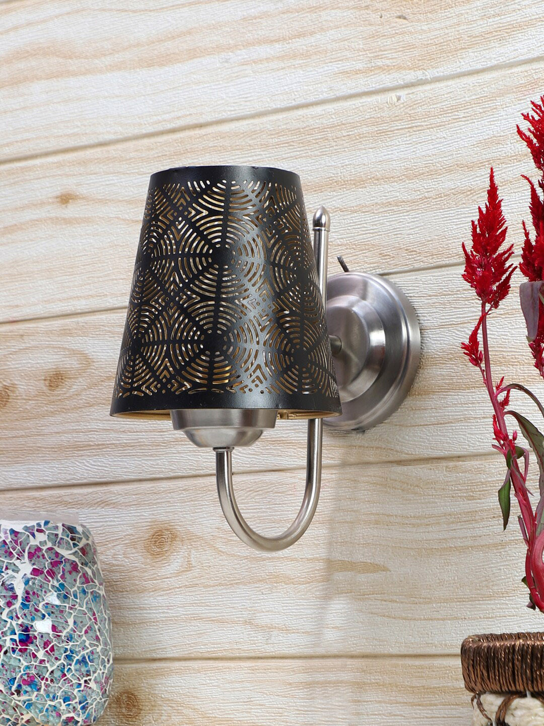 Devansh Black Etched Round Wall Mounted Lamp With Iron Base