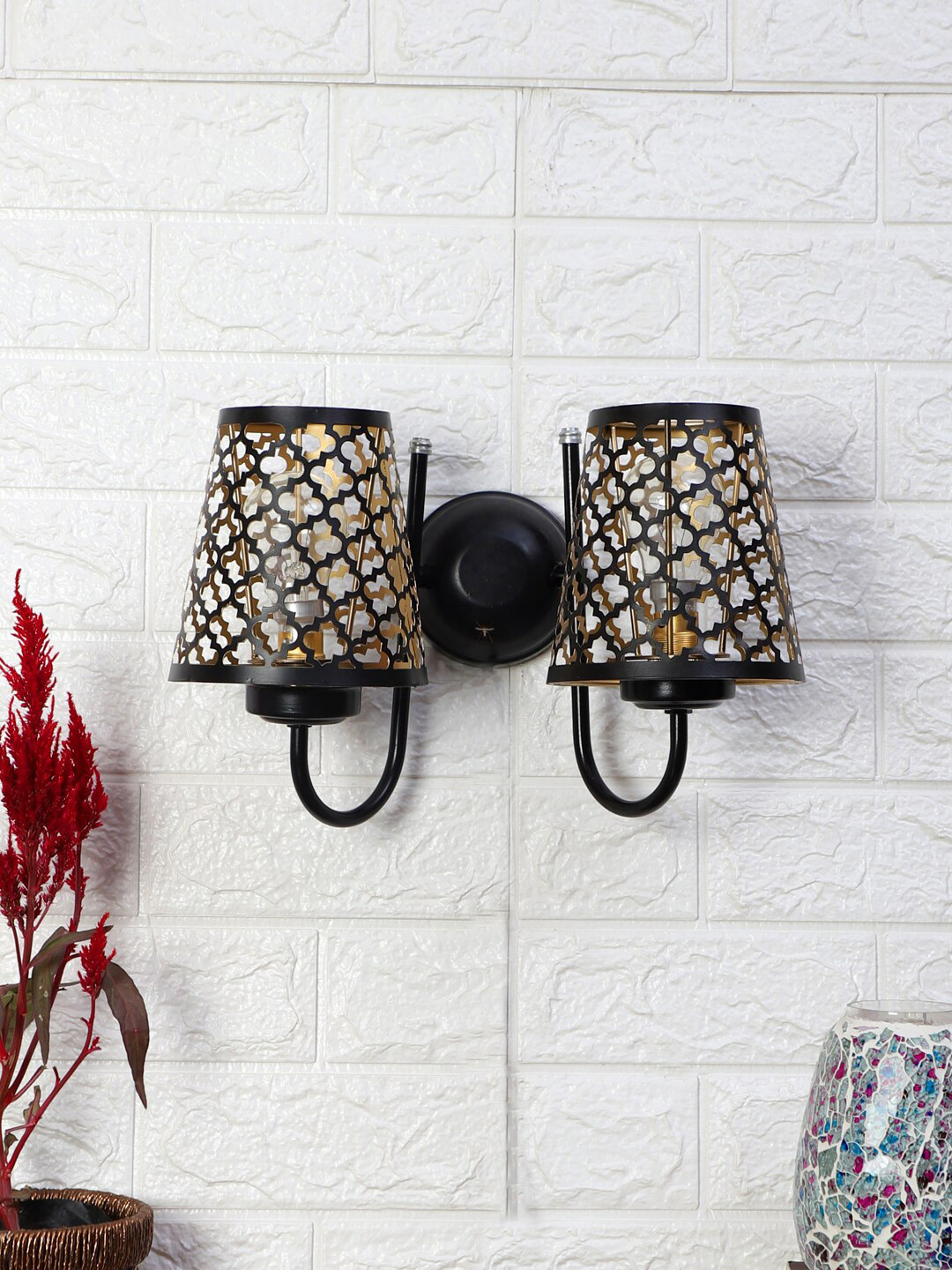 Devansh Black & Gold-Toned Dual Etched Diamond Textured Wall Mounted Lamp With Iron Base