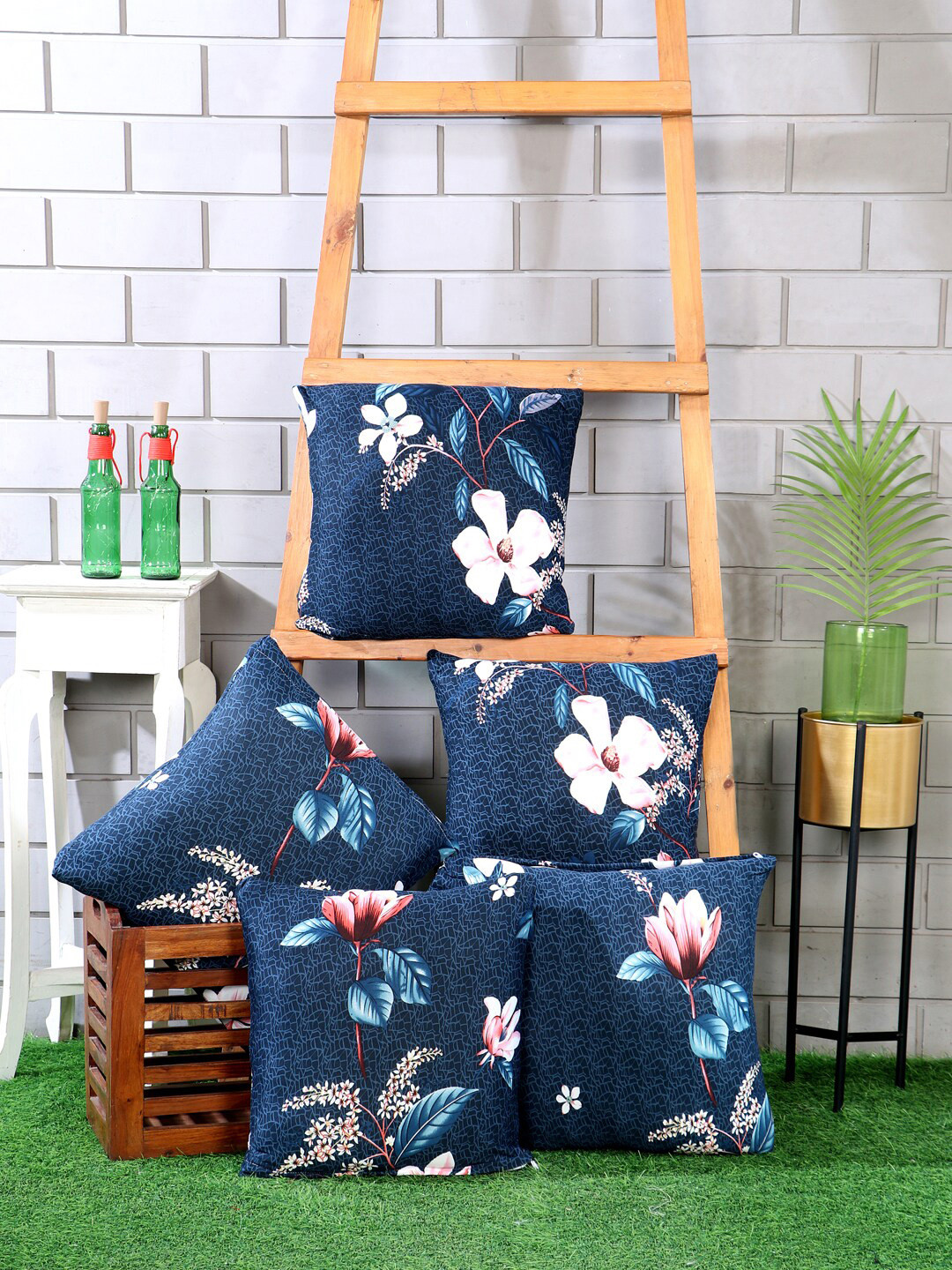 Nendle Blue Floral Polyester Anti-Wrinkle 5 Piece Square Cushion Covers -16x16In