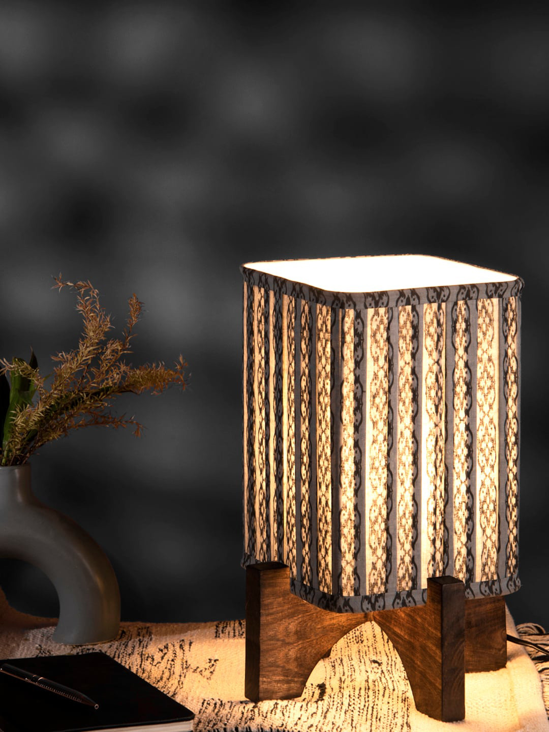 green girgit Grey & Brown Wooden Table Lamp With Pleated & Chain Printed Soft Shade