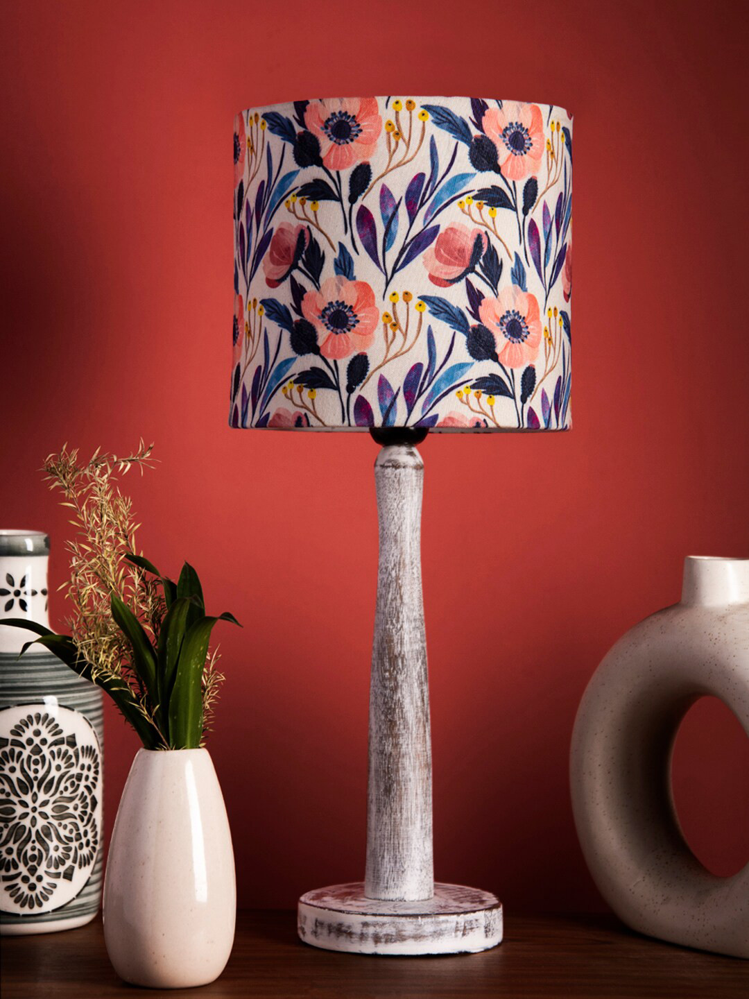 green girgit Distress Pink & White Floral Printed Wooden Table Lamp