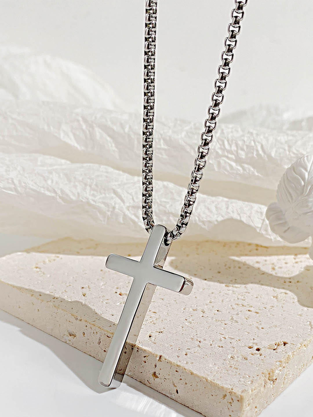 Peora Silver-Plated Christian Cross Contemporary Pendant With Chain