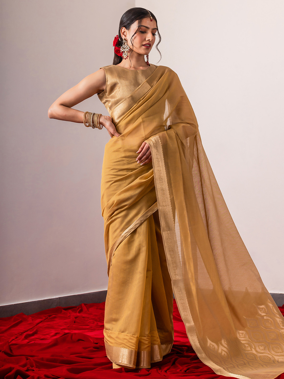 Triyah Zari Saree With Blouse Fabric