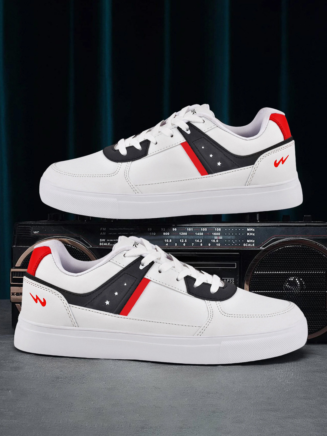 Campus Men OG-02 Textured Padded Insole Basics Sneakers