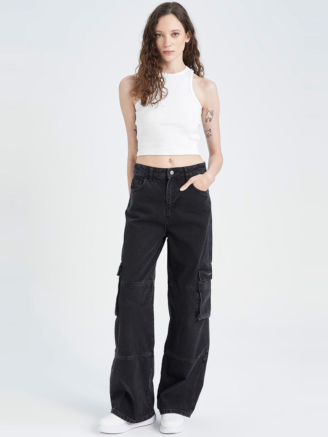 DeFacto Women Mid Rise Cargo Relaxed Fit Pure Cotton Jeans