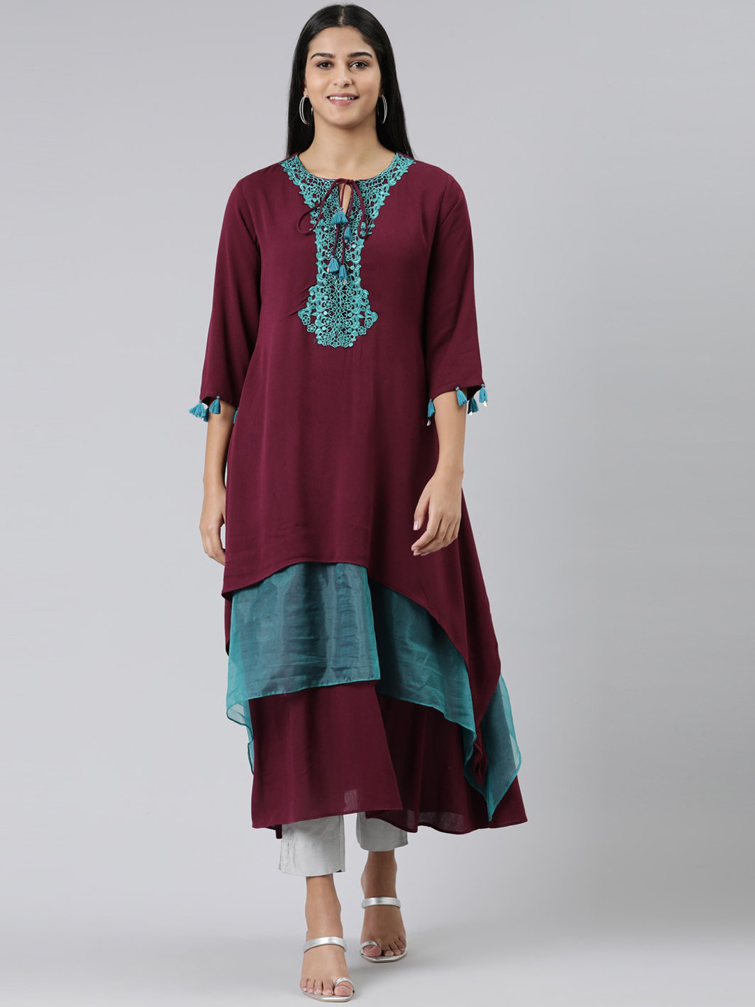 Neerus Lace Detail Yoke Design Tie-Up Neck Angular Accent Layered A-Line Kurta