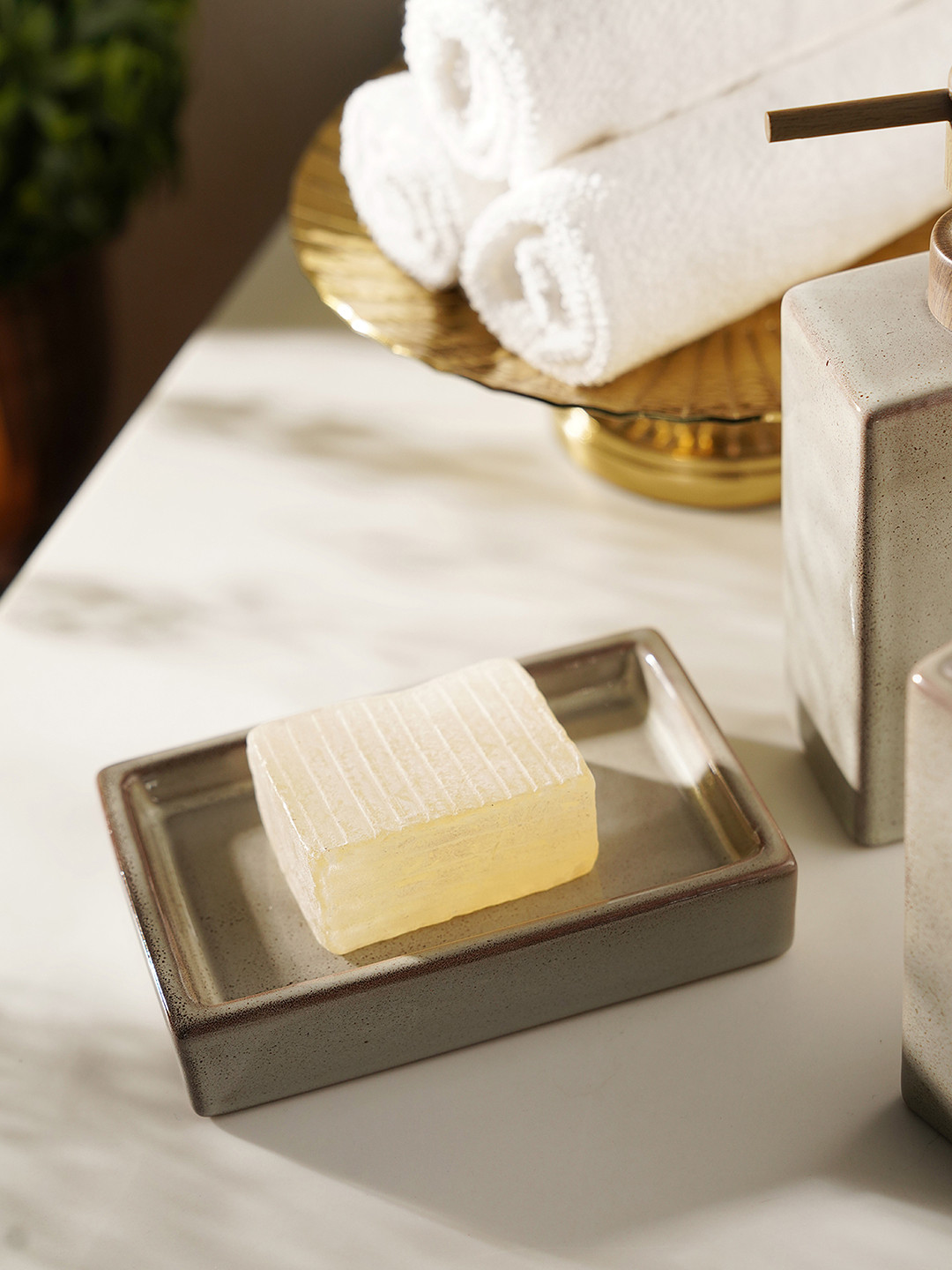 Pure Home and Living Grey Glazed Stone Soap Dish