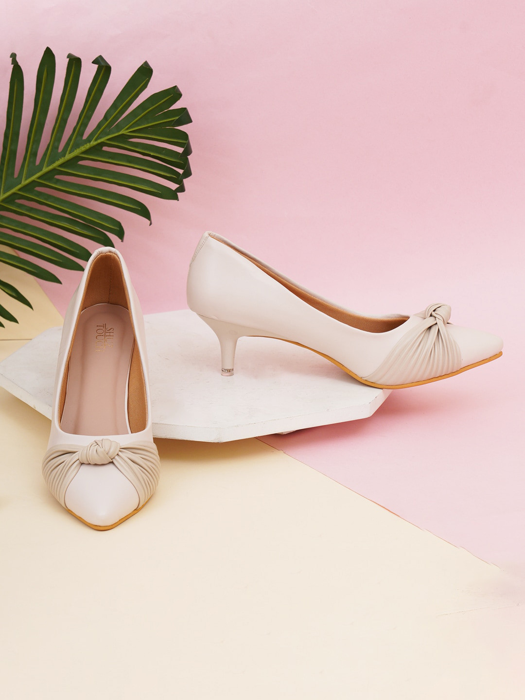 SHUZ TOUCH Bow Detail Pointed Toe Kitten Heel Pumps