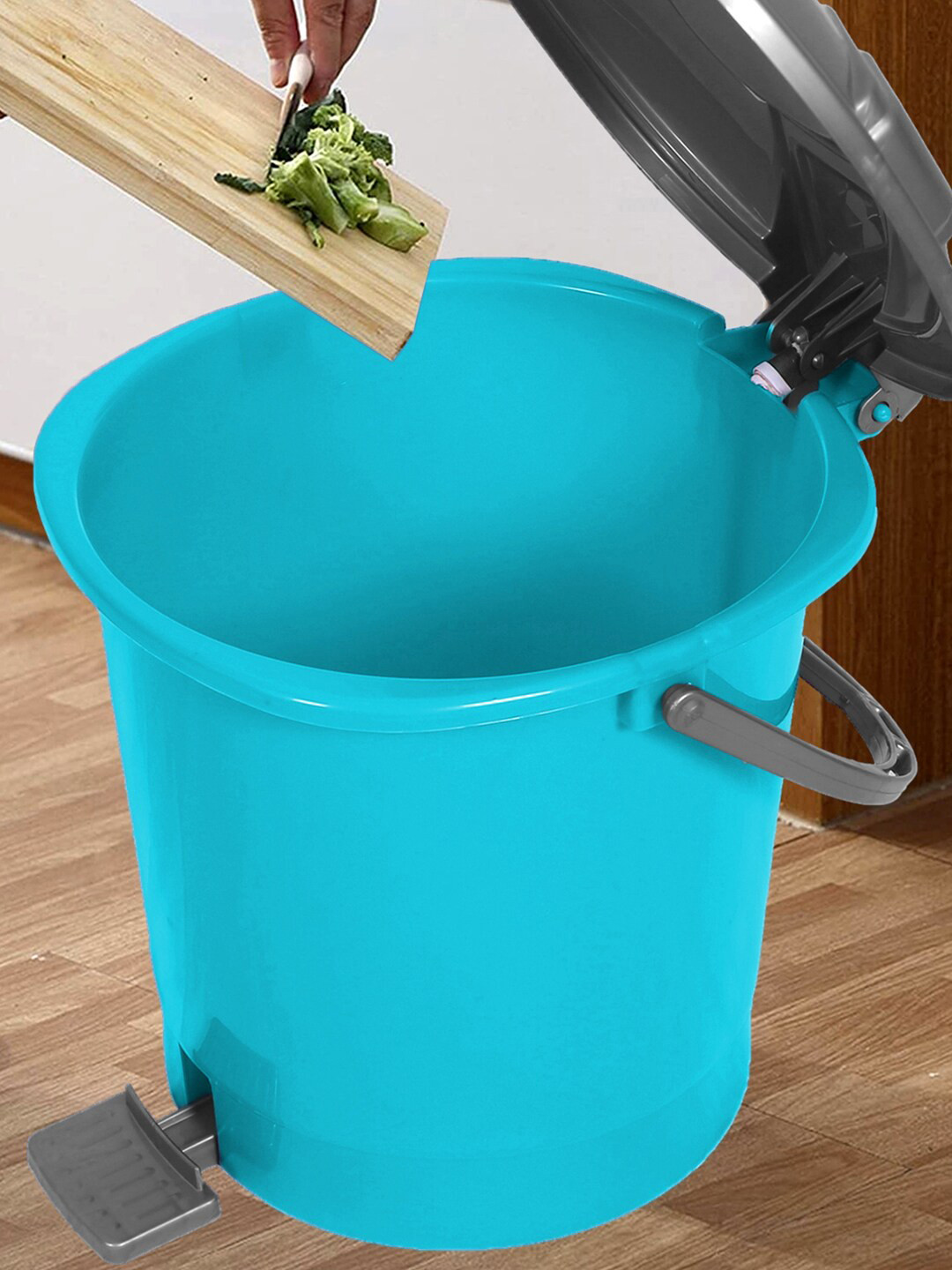 Kuber Industries Sky Blue & Red 2 Pieces Durable Pedal Dustbins With Handle -10Ltr Each