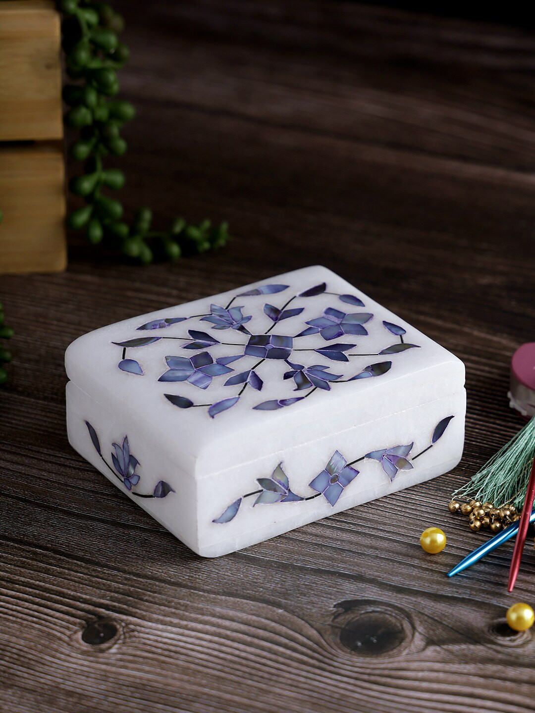 Aapno Rajasthan Marquetry Inlay White & Blue Floral Marble Jewelry Box
