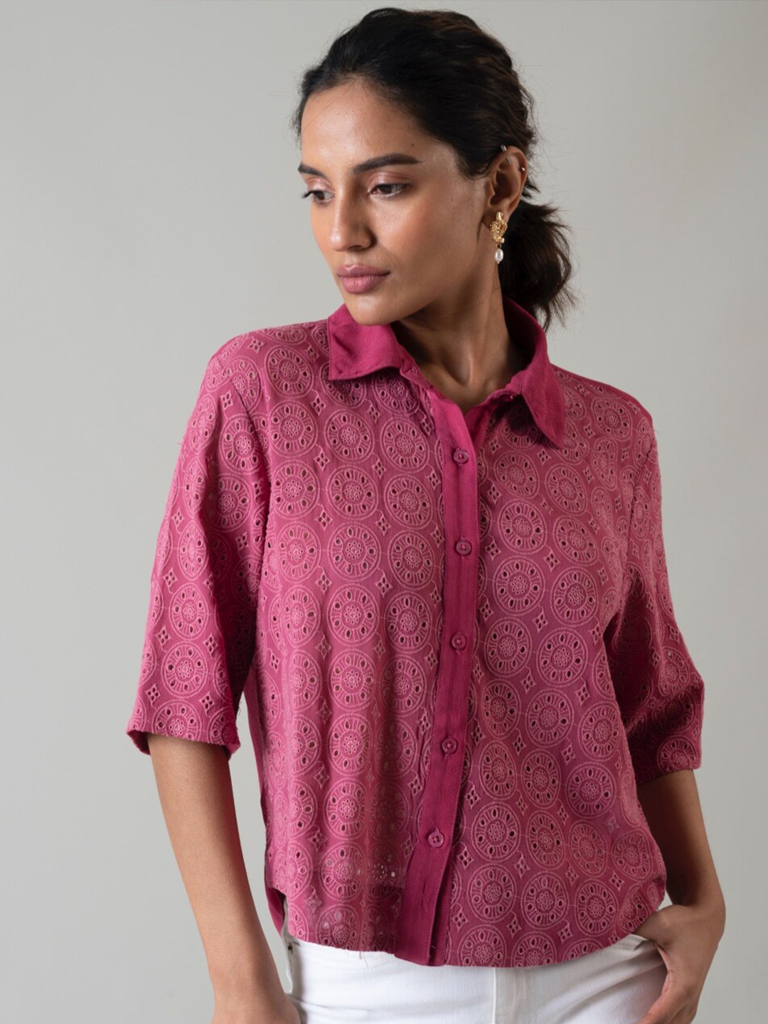 Style Island Print Schiffli Shirt Style Top