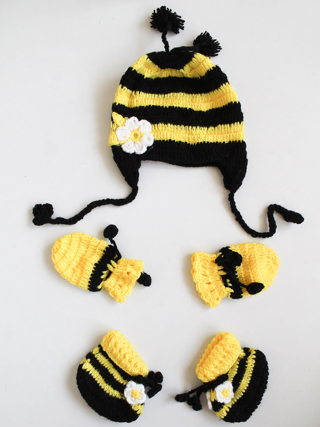 Woonie Infant Crochet Striped Cap With Mittens & Booties