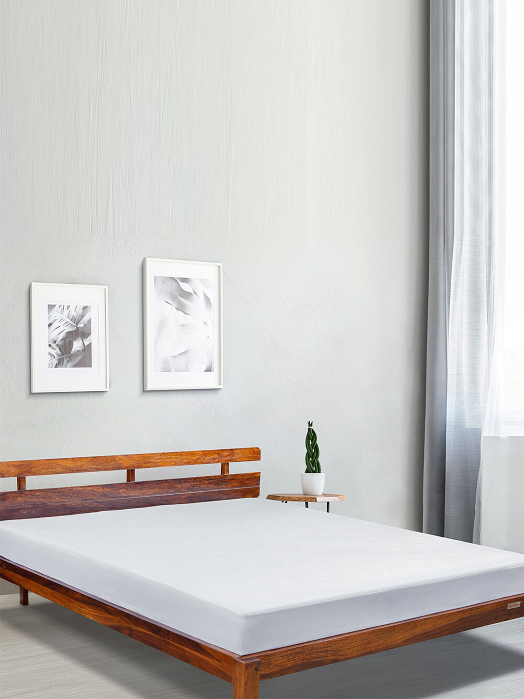 Duroflex White Antiviral Antibacterial 100% Waterproof & Stain Proof Mattress Protector