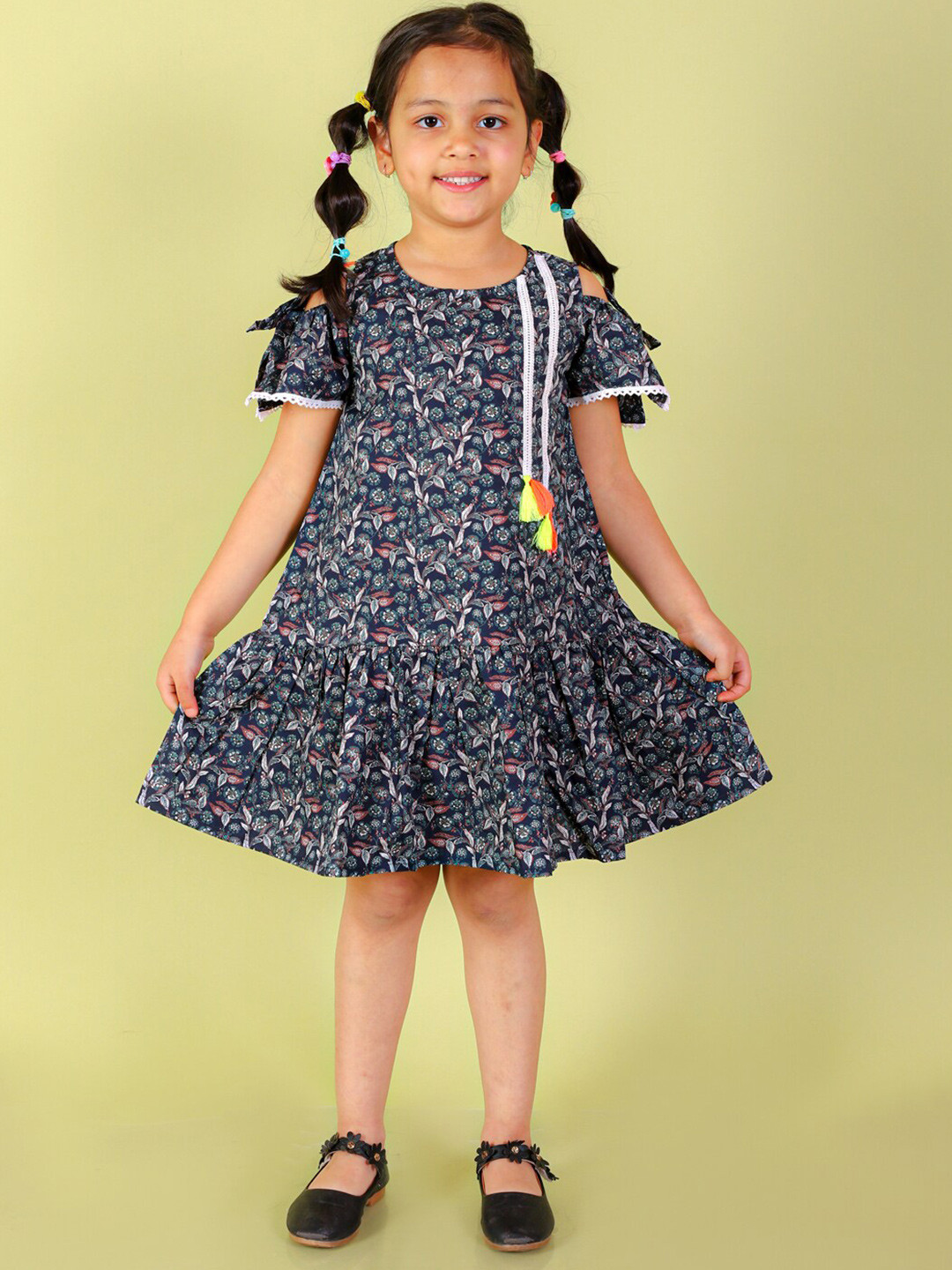 LIL DRAMA Girls Floral Printed Casual Cotton Dress With Lace Work